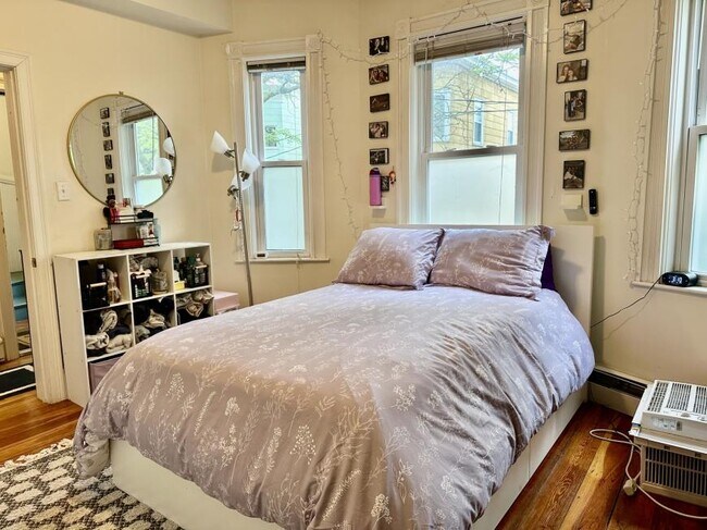 Building Photo - 2 bedroom in Cambridge MA 02141