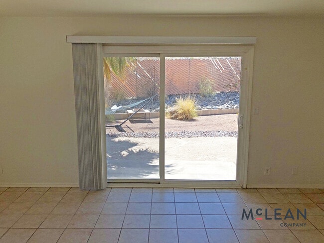 Building Photo - Beautiful Cathedral City Cove Two Bedroom Oasis