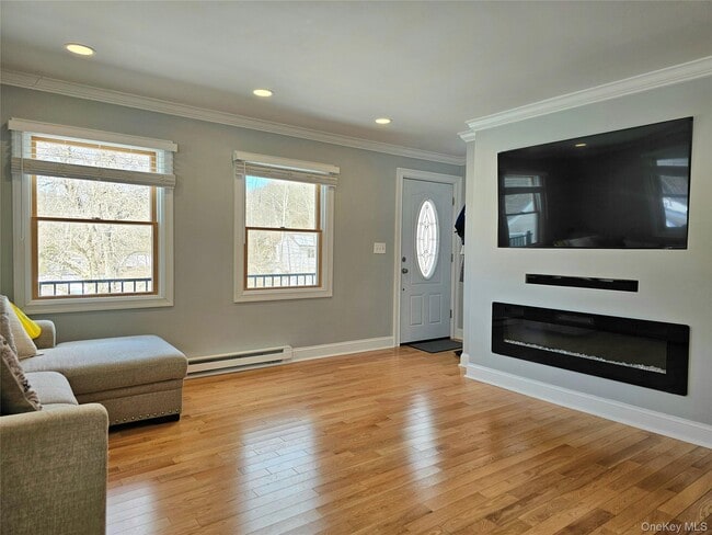 Building Photo - 7 Ferndale Rd