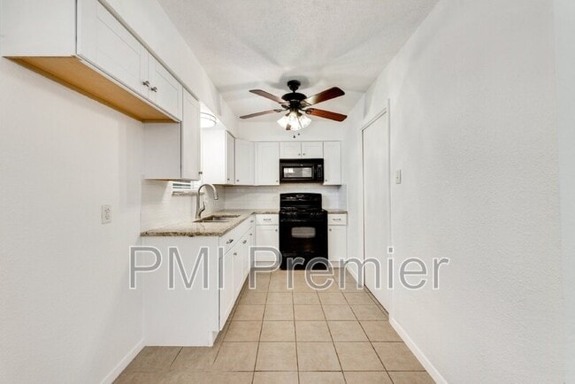 Building Photo - 1644 Americana Blvd