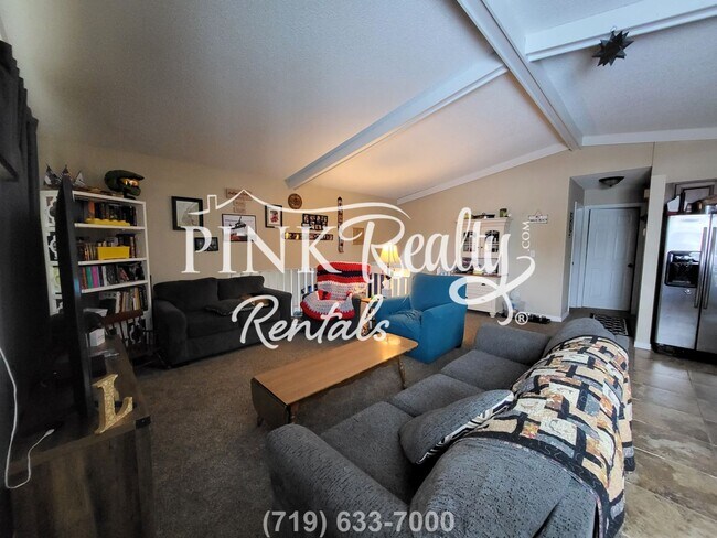 Building Photo - 104 Patchwork Ct