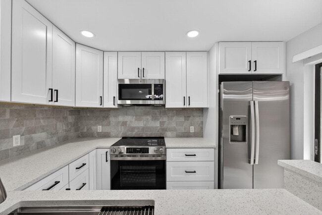 Building Photo - 183 Charter Way