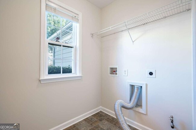 Building Photo - 112 Brianna Way