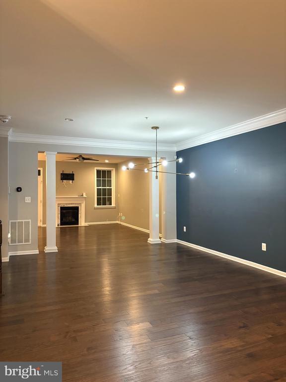 Building Photo - 4204 Lariat Way