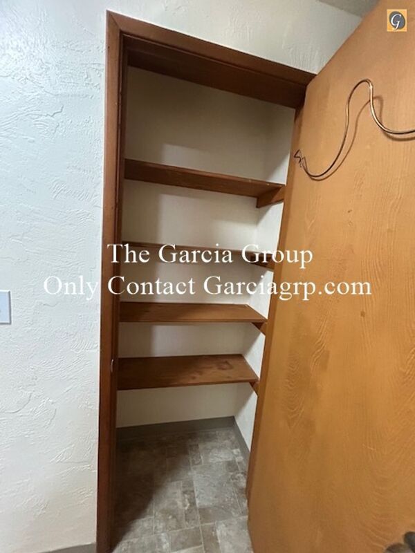 Building Photo - 581 Holmes Ln