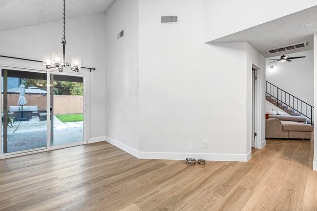 Building Photo - 3656 W Harvard Ave