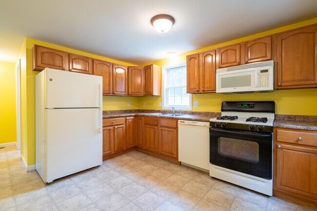 Building Photo - 206 Mt Delight Rd