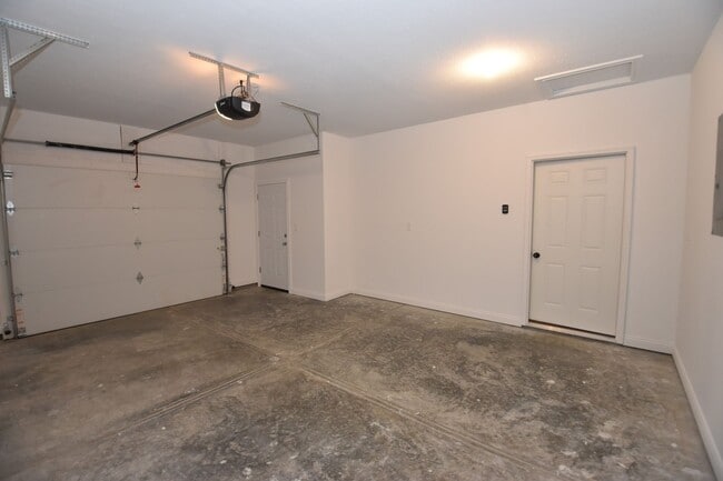 Building Photo - 315-319 N Harrison St