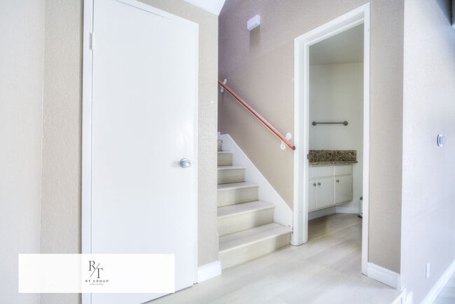 Building Photo - Phillips Ranch-Fully Updated 2-Bed, 2.5-Bath Home – Pomona Unified School District