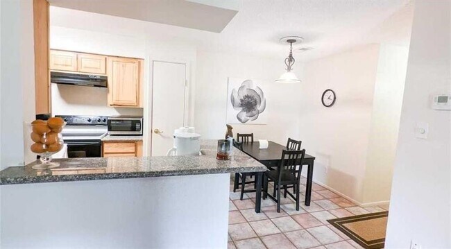 Building Photo - 15534 Zabolio Dr