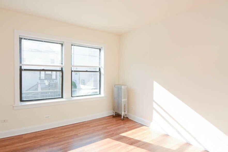 Building Photo - 1742 N Humboldt Blvd