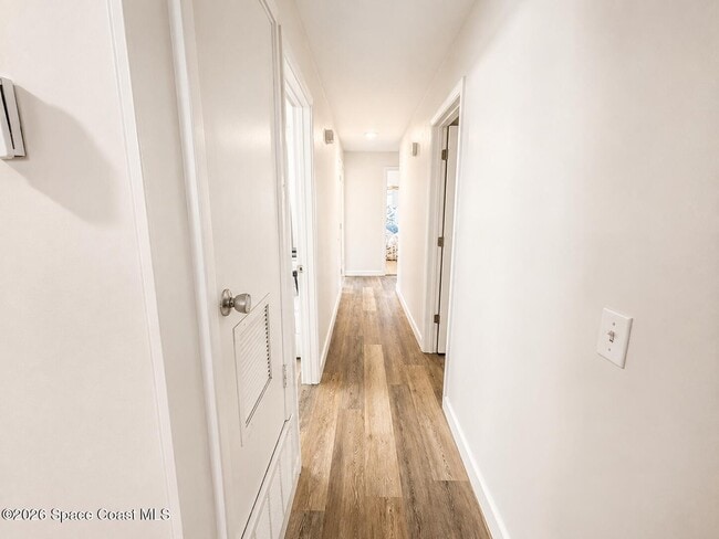 Building Photo - 4995 Sharlene Dr