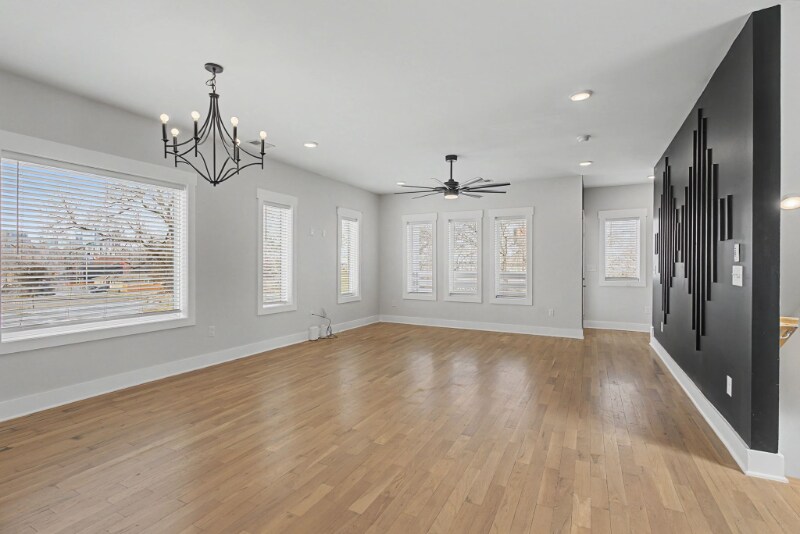 Building Photo - 115 Green St