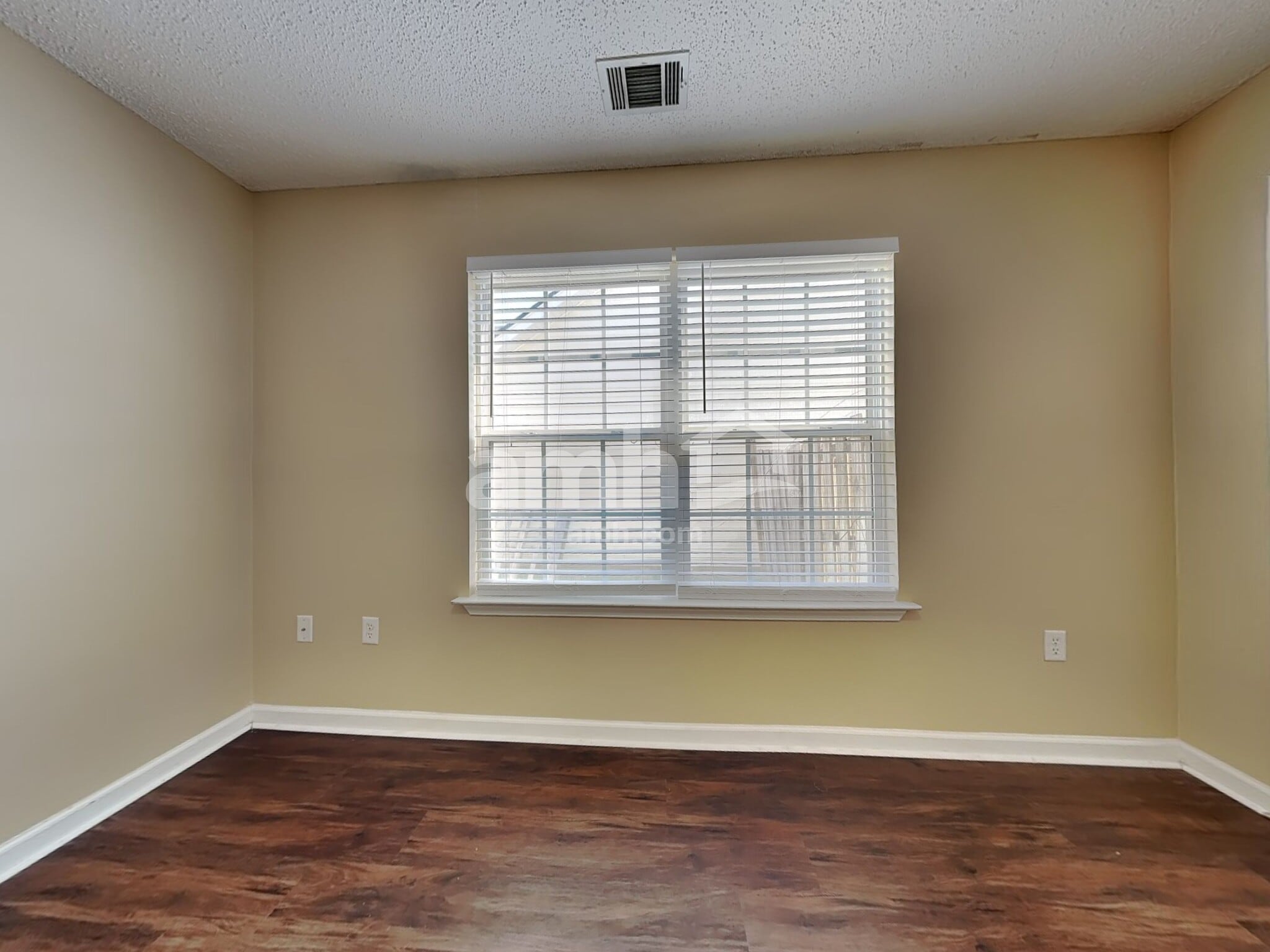 Building Photo - 64 Lancaster Way