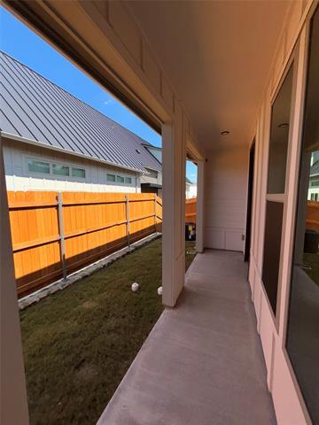 Building Photo - 300 Lucas Ln