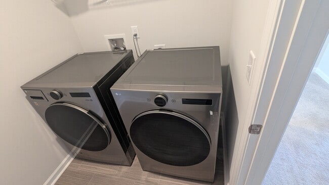 Building Photo - 115 Saltgrass Ln