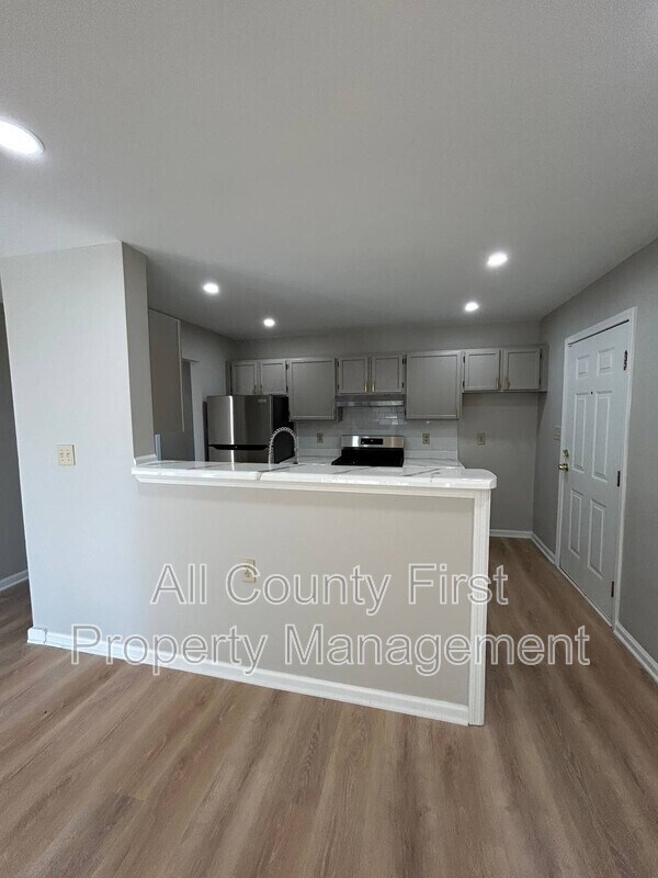 Building Photo - 69 Meldon Ave SE