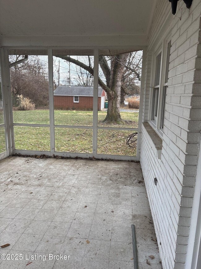 Building Photo - 1305 Abbeywood Rd