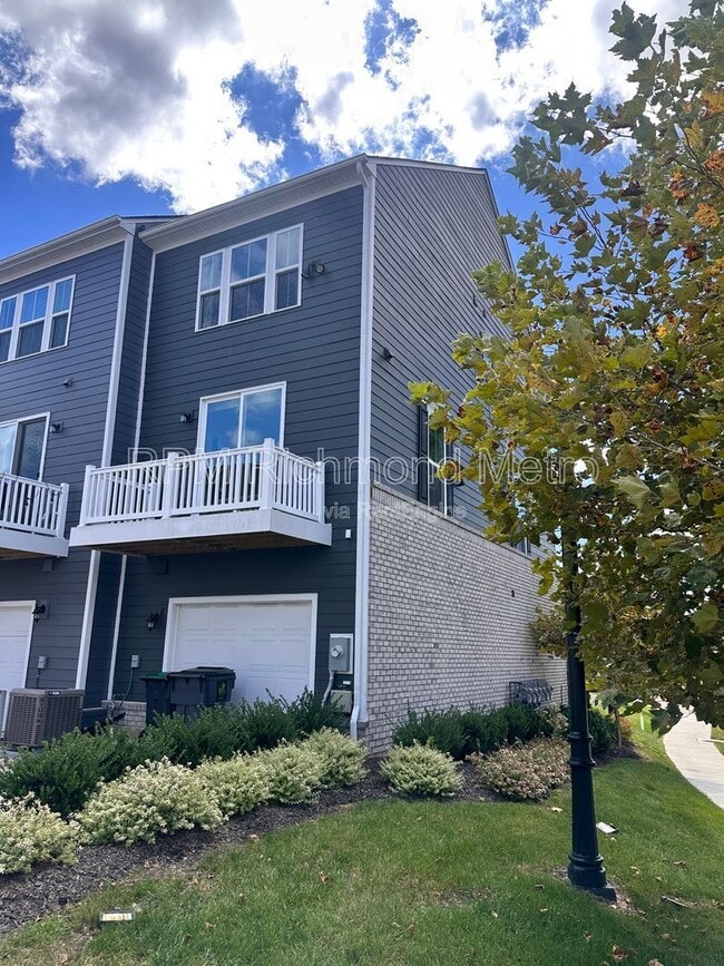 Building Photo - 1681 Ewing Pk Lp