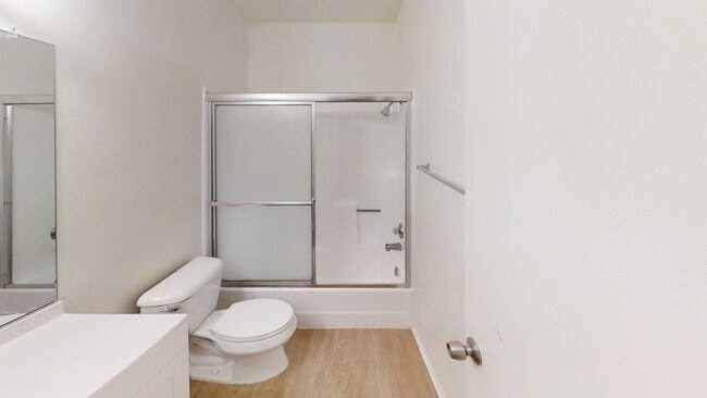Building Photo - Half off first months Rent. Large 2 Bedroom Redlands Condo Unit Available Now!