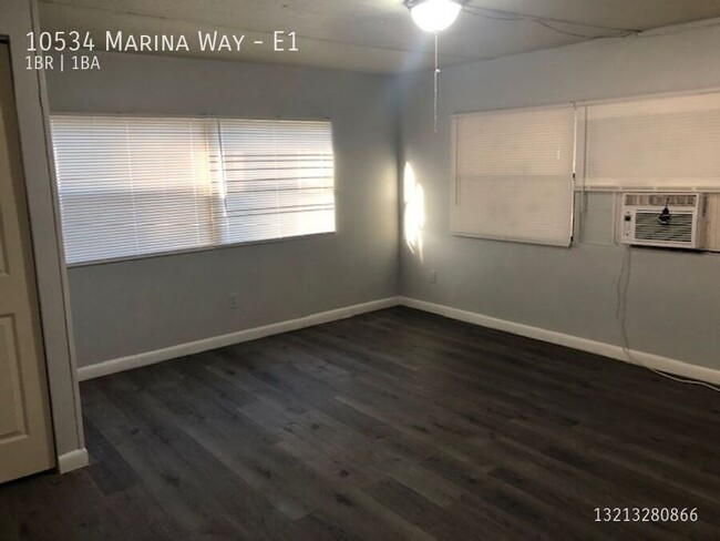 Primary Photo - Large Studio Apartment in Mobile Home Comm...