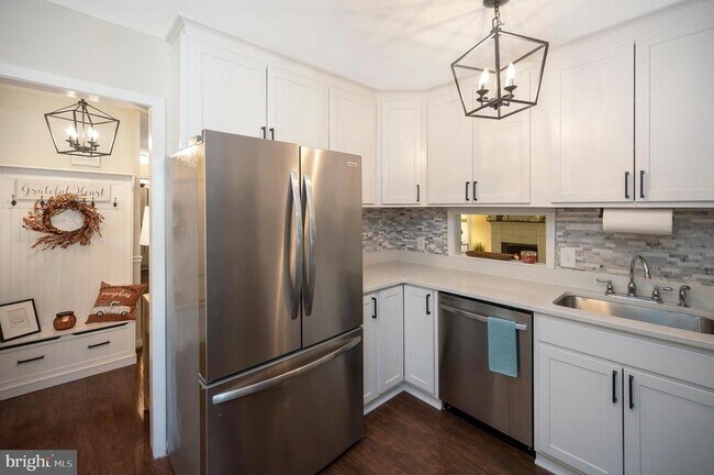 Building Photo - 206 Pleasants Dr