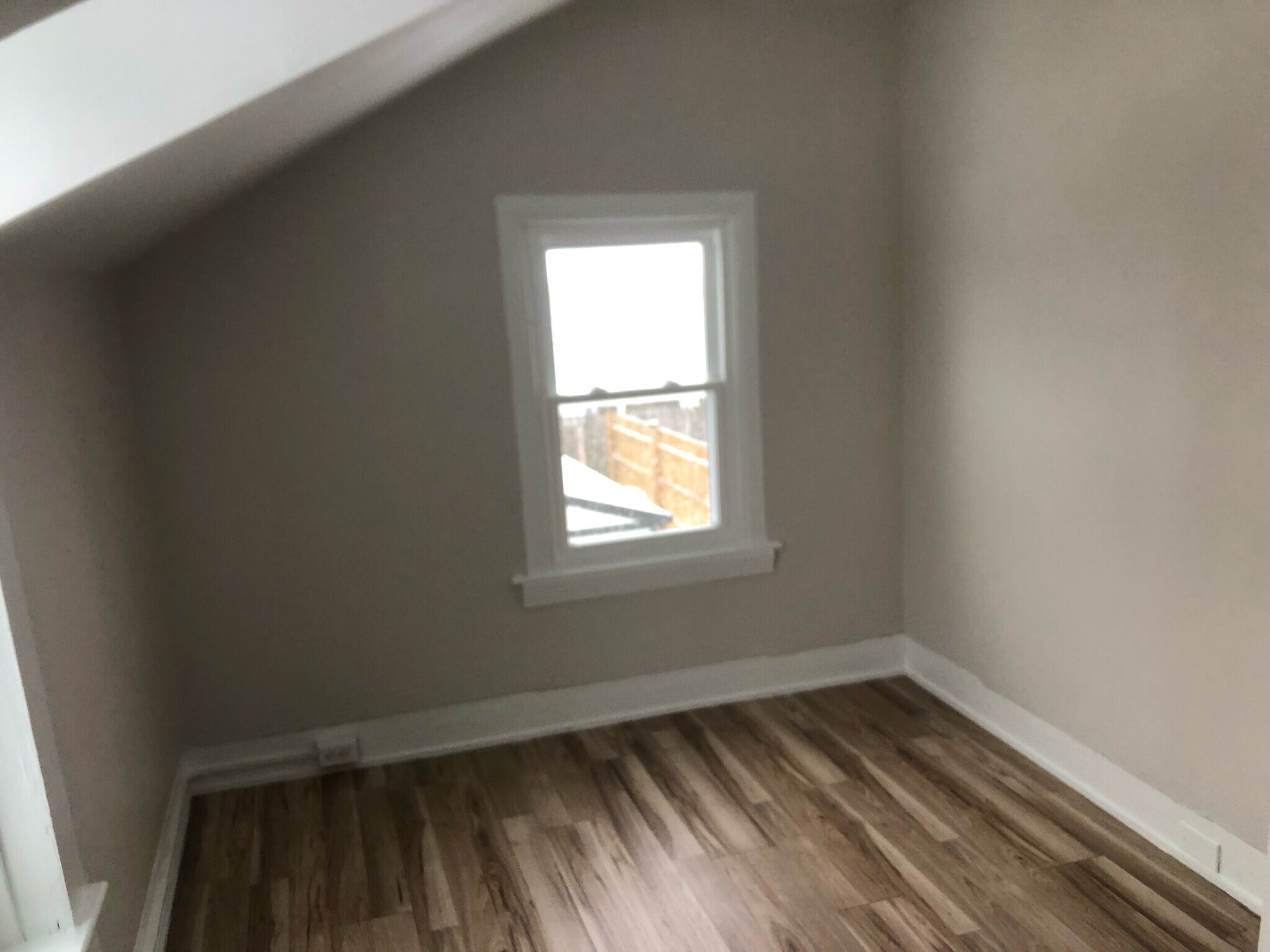 bedroom - 160 W 6th St