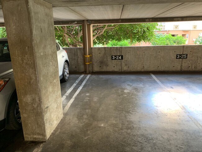 Building Photo - Discovery One-Bedroom with Central A/C, Oc...