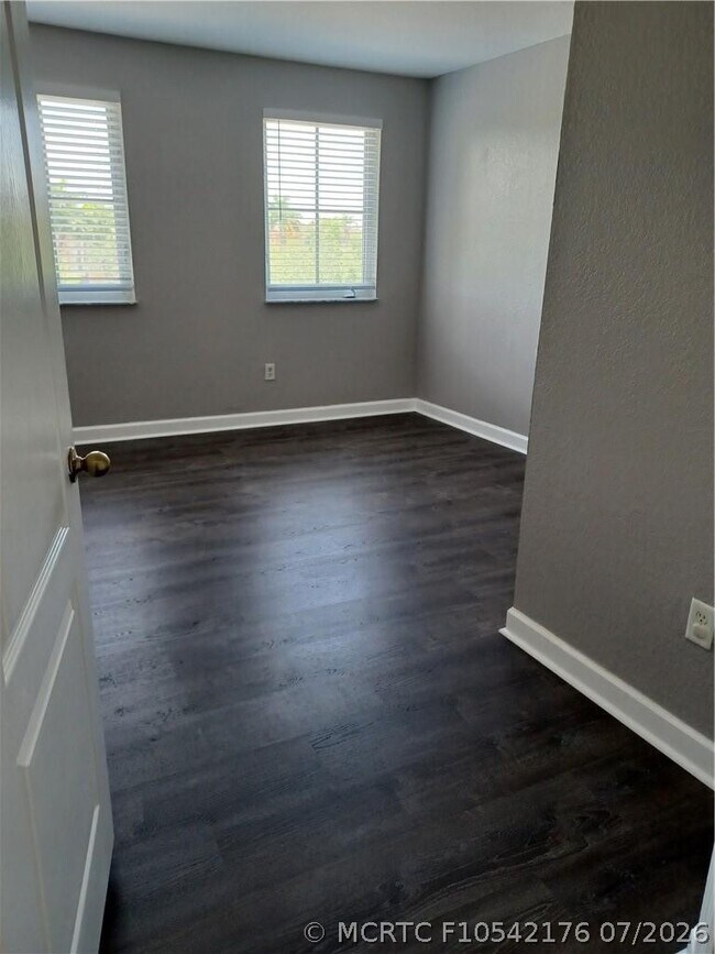 Building Photo - 4321 SW 160th Ave