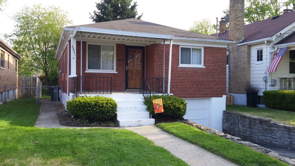 Building Photo - 6831a Buckingham