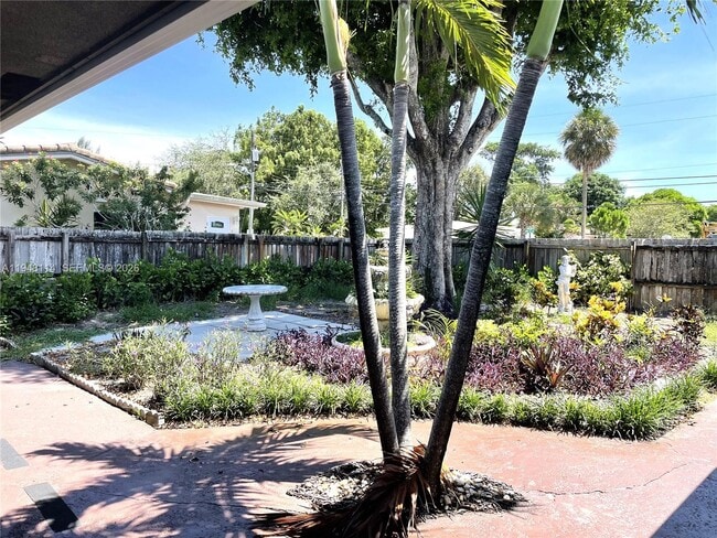 Building Photo - 225 NW 23rd St