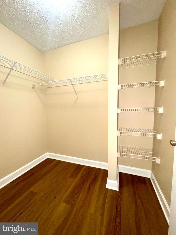 Building Photo - 6000 St Ignatius Dr