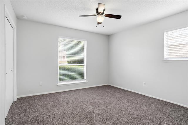 Building Photo - 6200 Trail Lake Dr