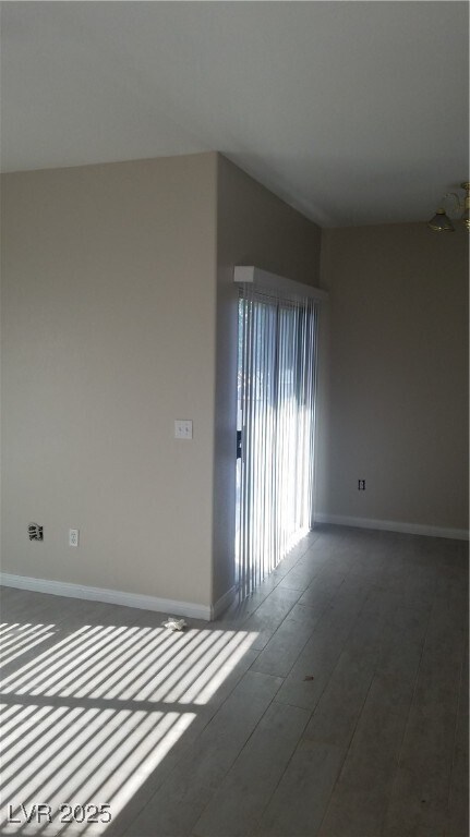 Building Photo - 45 Maleena Mesa St