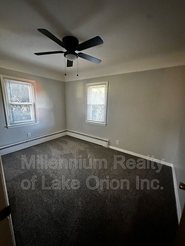 Building Photo - 22031 Lester St