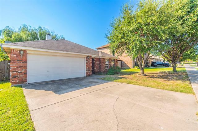 Building Photo - 1205 N Rhea Dr
