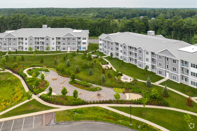 Building Photo - The Elm at Island Creek Village