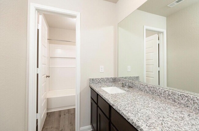 Building Photo - 6515 James Michael Dr