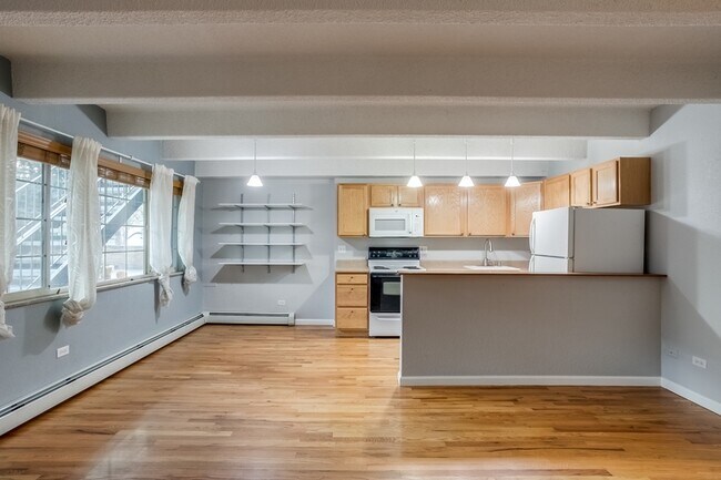 Building Photo - 50 N Clarkson St