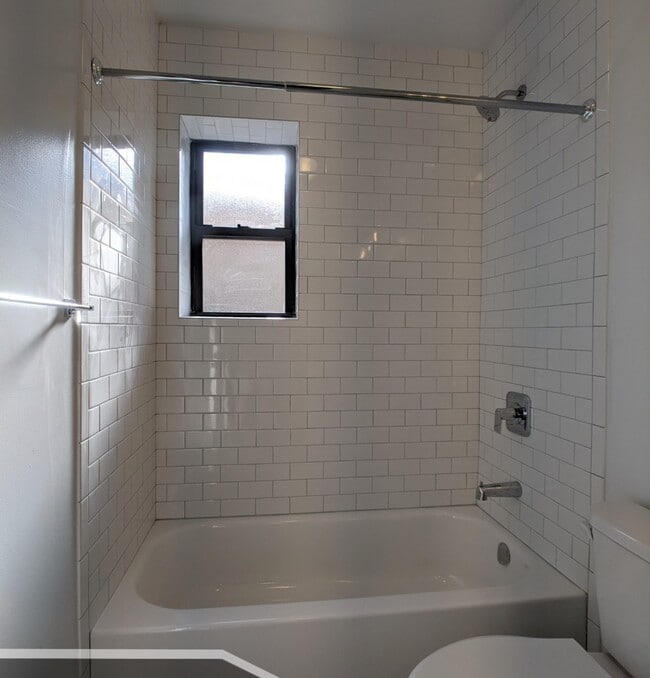 Building Photo - 3409 W Fullerton Ave