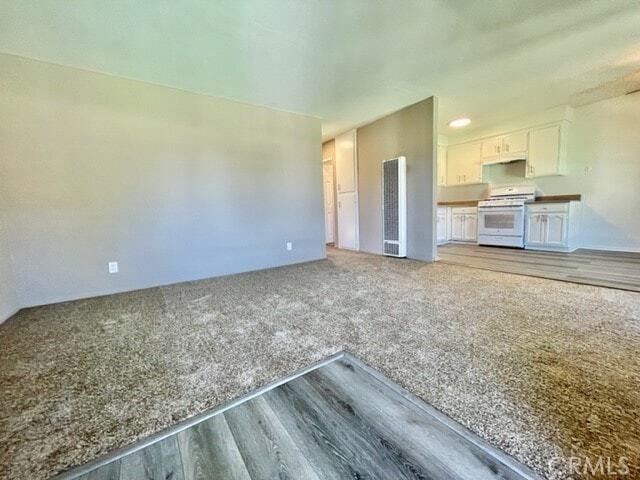 Building Photo - 815 N Rose Ave