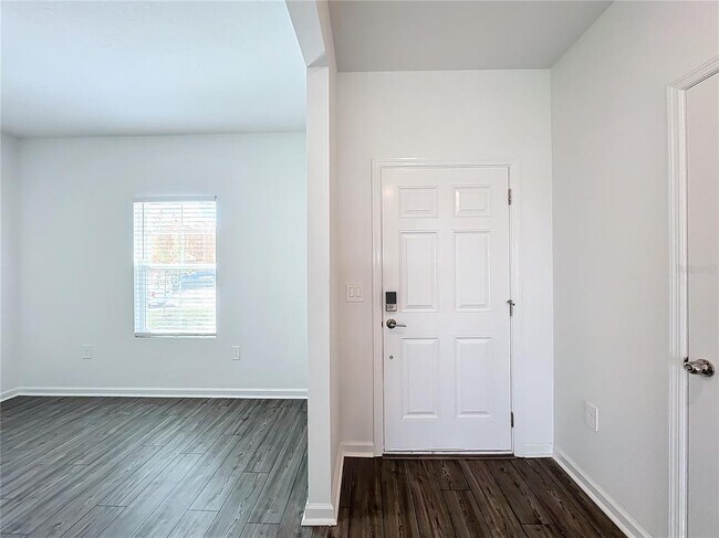 Building Photo - 4726 SW 83rd Lp