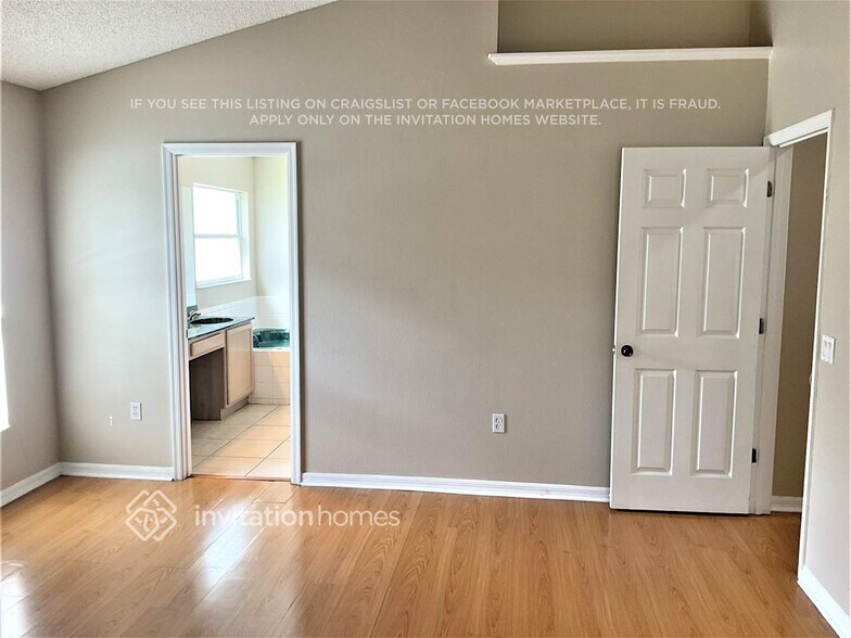 Building Photo - 317 Clermont Dr