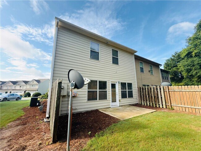 Building Photo - 6055 Apple Rose Dr