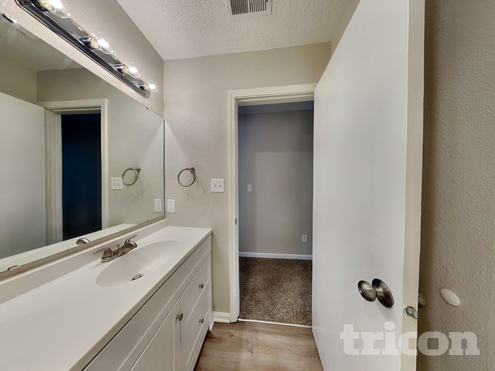 Building Photo - 5314 Cliff Ridge Dr