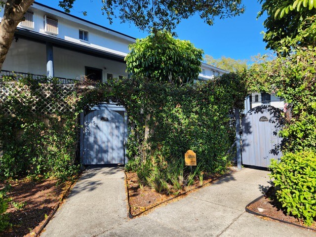 Building Photo - 1100 Turner St