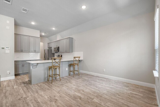 Building Photo - *Charming Flower Mound Retreat with Modern...