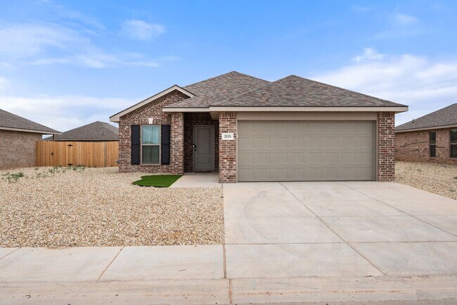 Building Photo - Modern 3BR Retreat Near TTU | Stylish Fully Furnished Home with Spacious Backyard