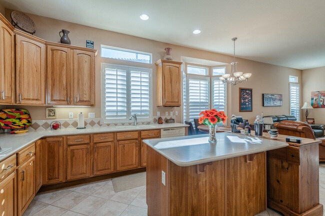 Building Photo - 80571 Hoylake Dr