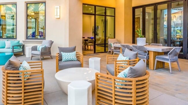 Building Photo - 12046 Clark St